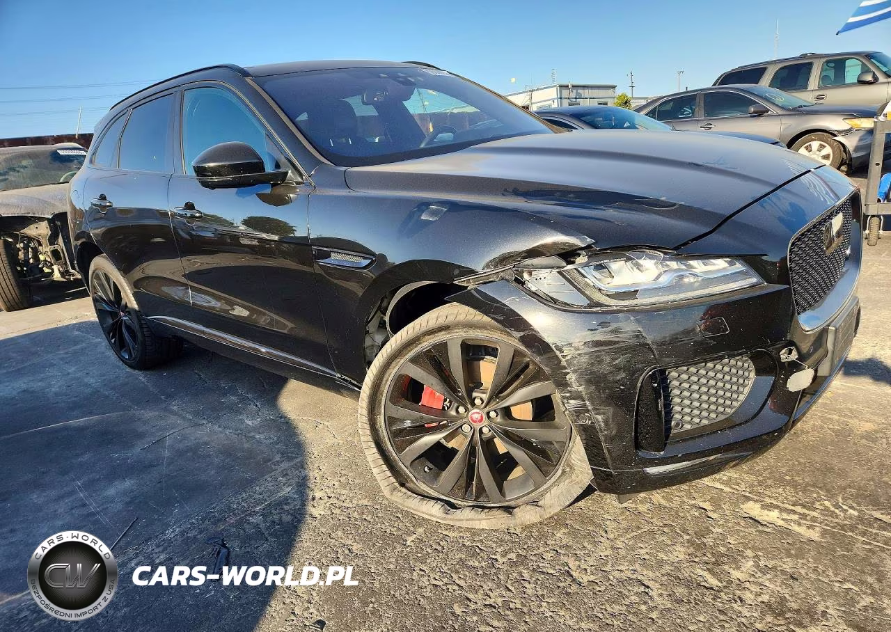 2017 Jaguar F-Pace S VIN:SADCM2BVXHA099989 - 4
