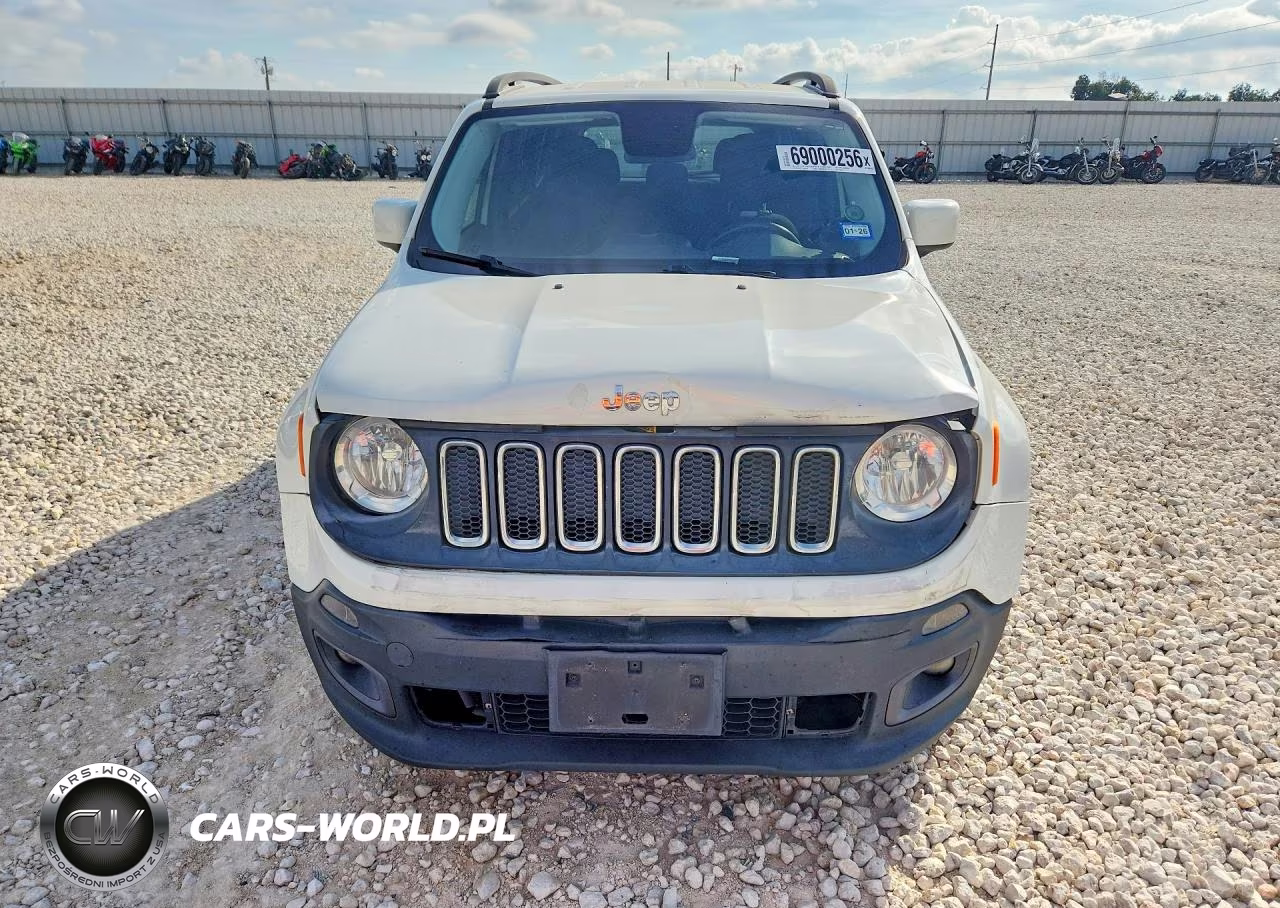 2016 Jeep Renegade Latitude VIN:ZACCJABT3GPE28043 - 5
