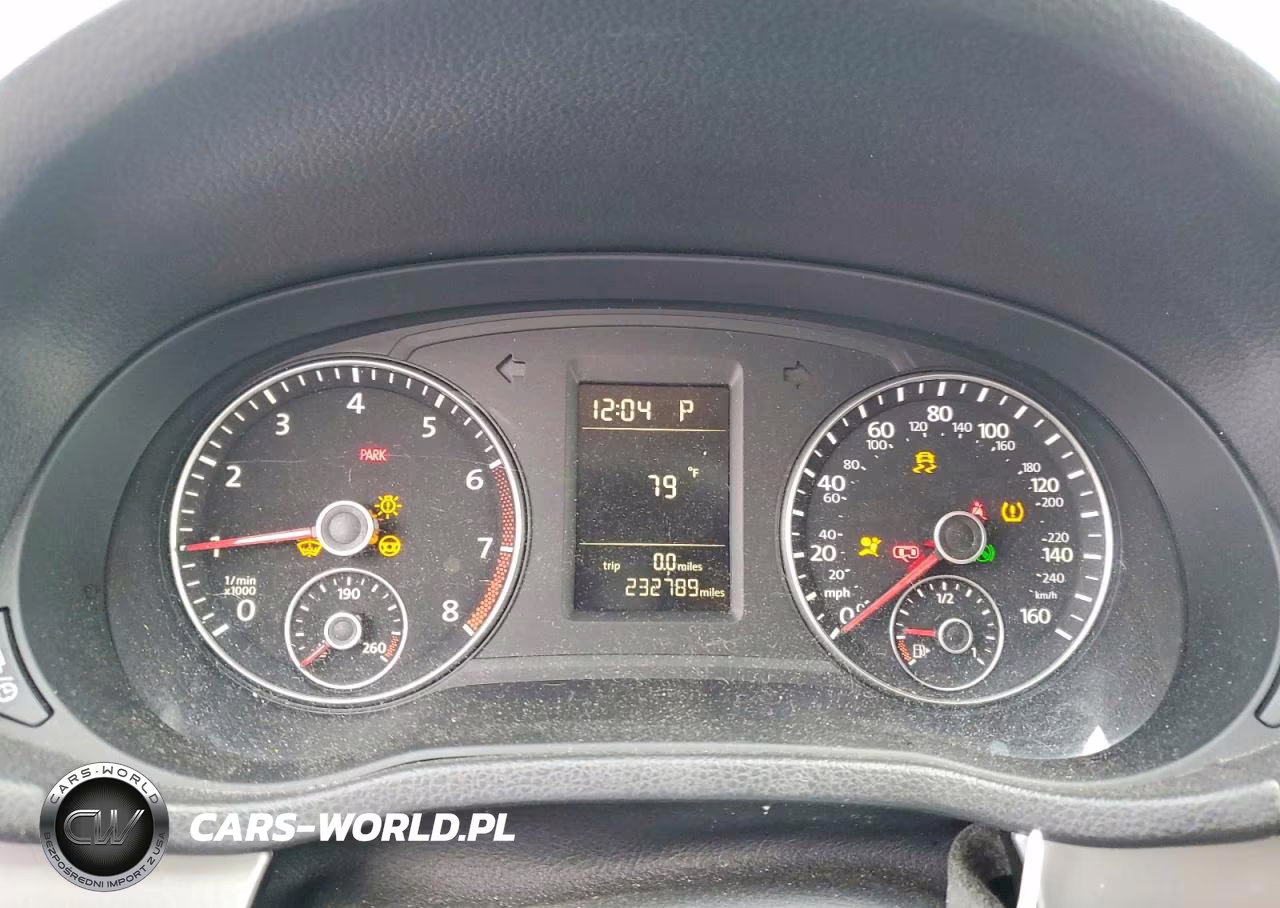 2015 Volkswagen Passat S VIN:1VWAS7A38FC079471 - 9