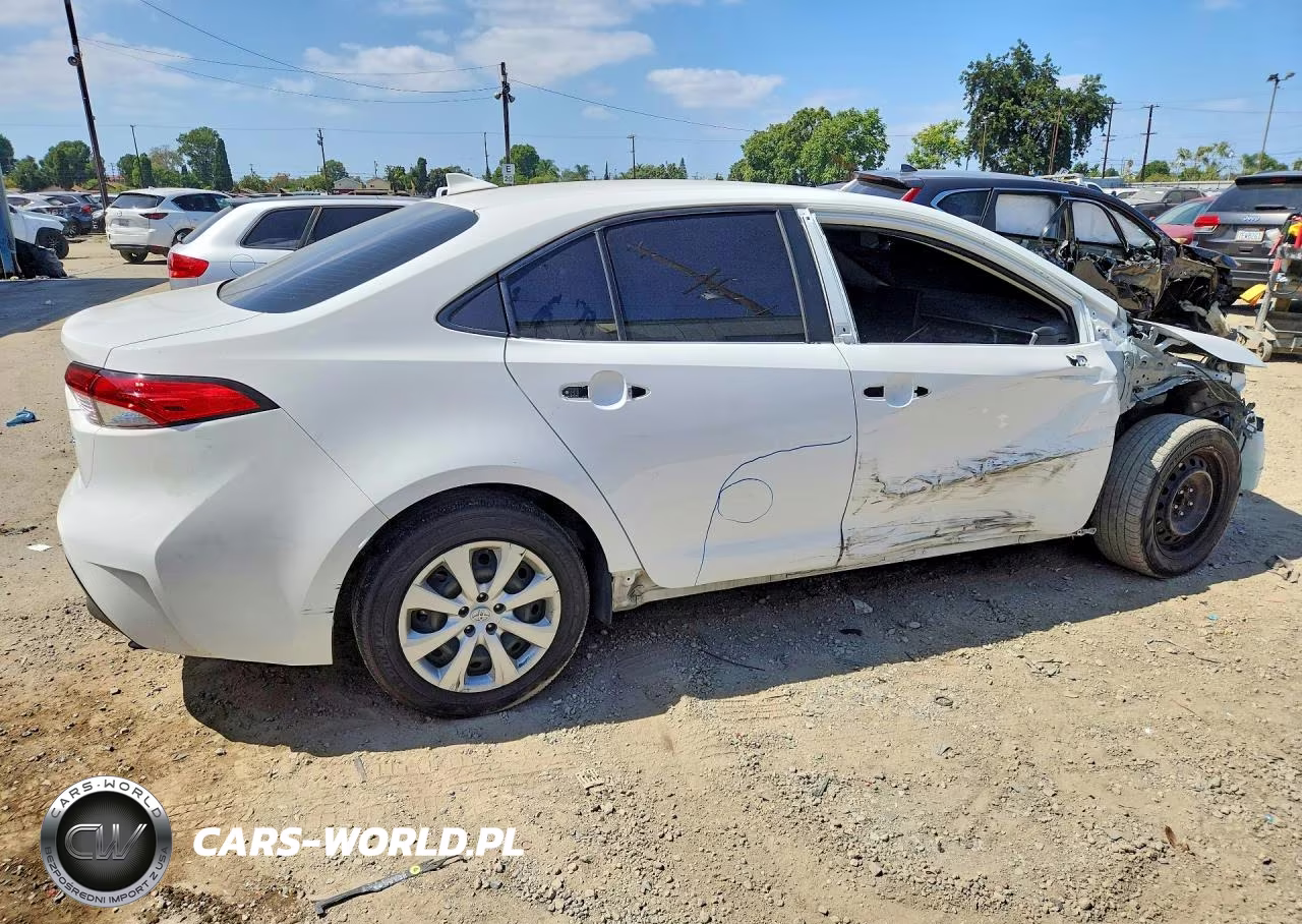 2024 Toyota Corolla Le VIN:JTDB4MEE0RJ015484 - 3