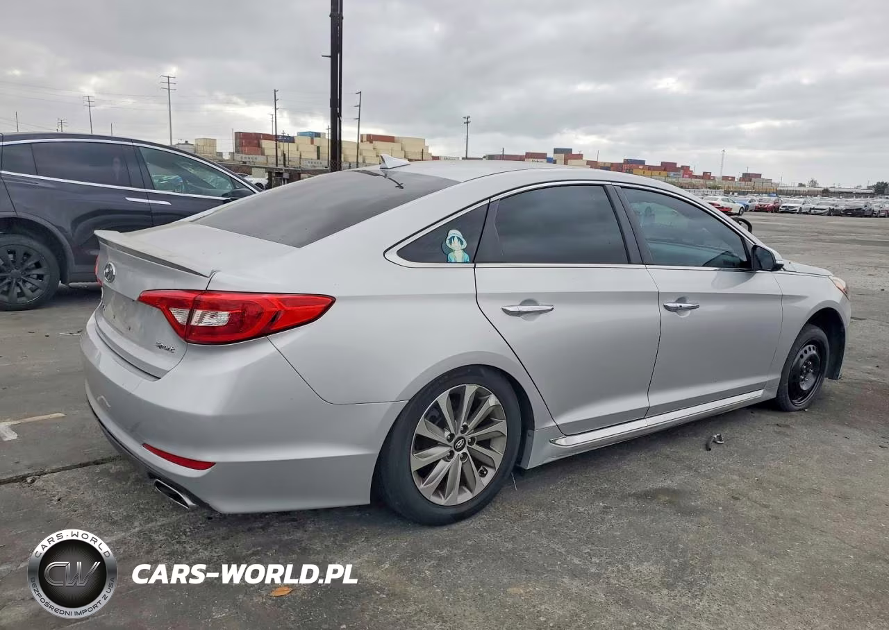 2015 Hyundai Sonata Sport VIN:5NPE34AF5FH084030 - 3