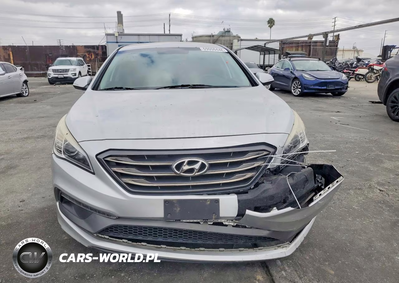 2015 Hyundai Sonata Sport VIN:5NPE34AF5FH084030 - 5