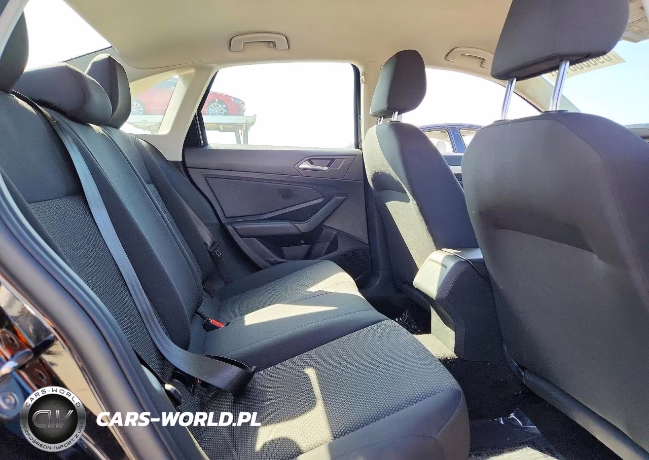 2019 Volkswagen Jetta S VIN:3VWC57BU6KM271133 - 10
