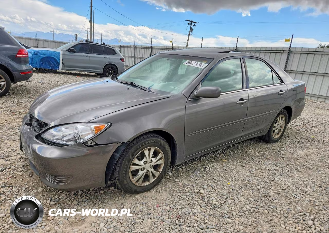 2005 Toyota Camry Le V6