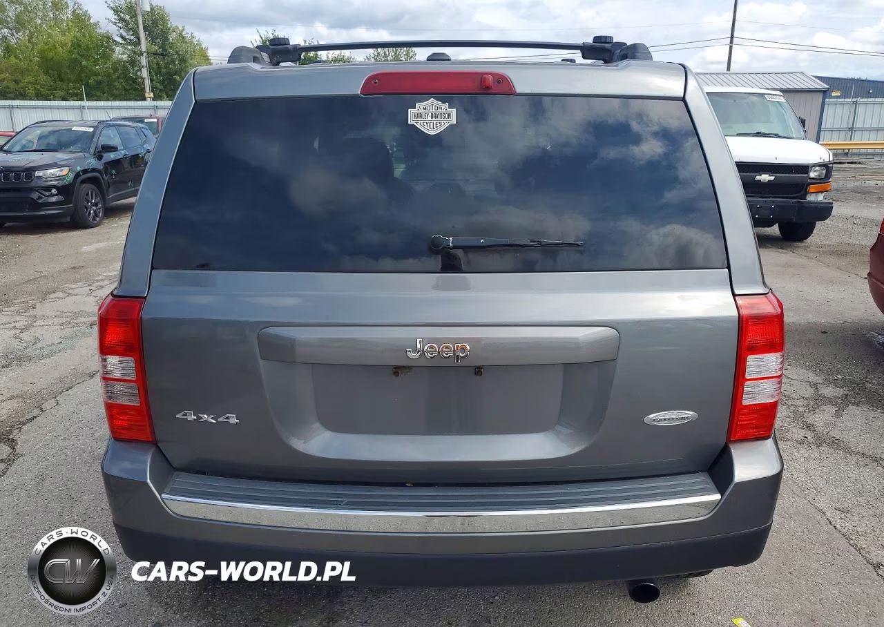 2011 Jeep Patriot Latitude VIN:1J4NF4GB0BD278874 - 6