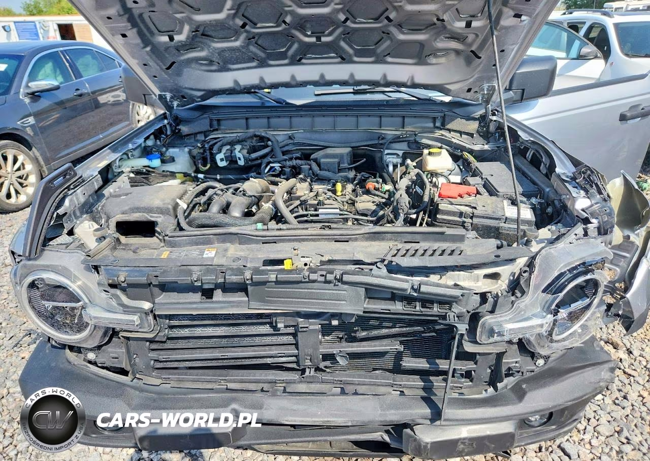 2022 Ford Bronco Base VIN:1FMDE5AH6NLB69722 - 11