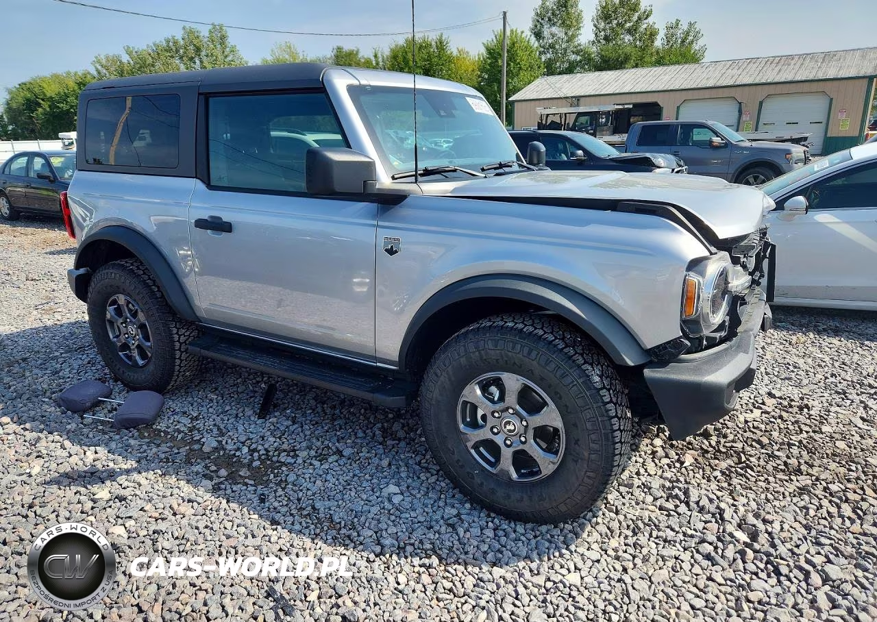 2022 Ford Bronco Base VIN:1FMDE5AH6NLB69722 - 4