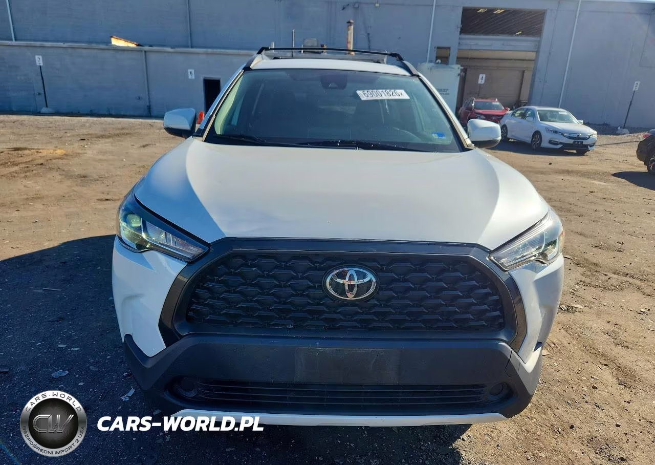 2022 Toyota Corolla Cross Le VIN:7MUCAABG4NV011569 - 5