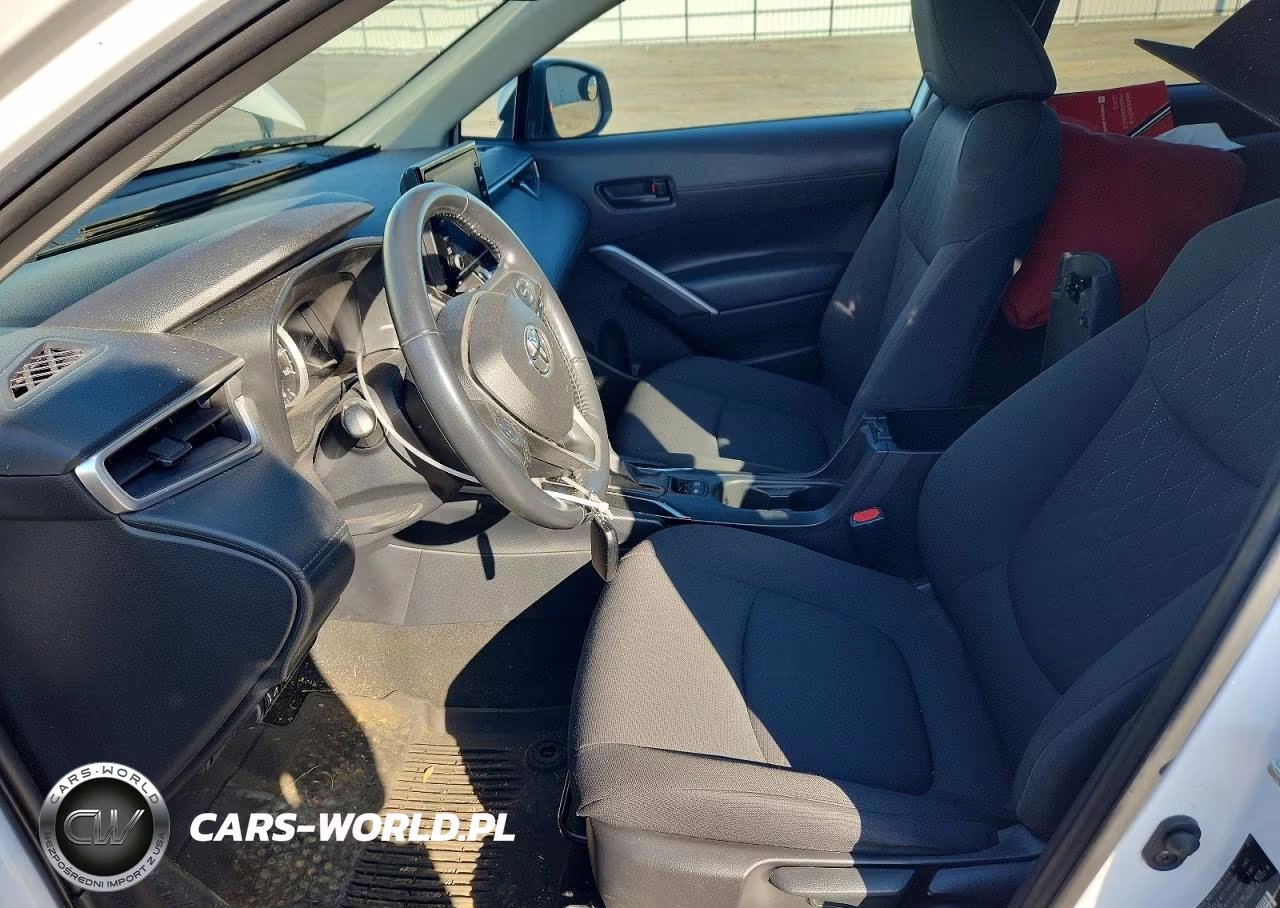 2022 Toyota Corolla Cross Le VIN:7MUCAABG4NV011569 - 7