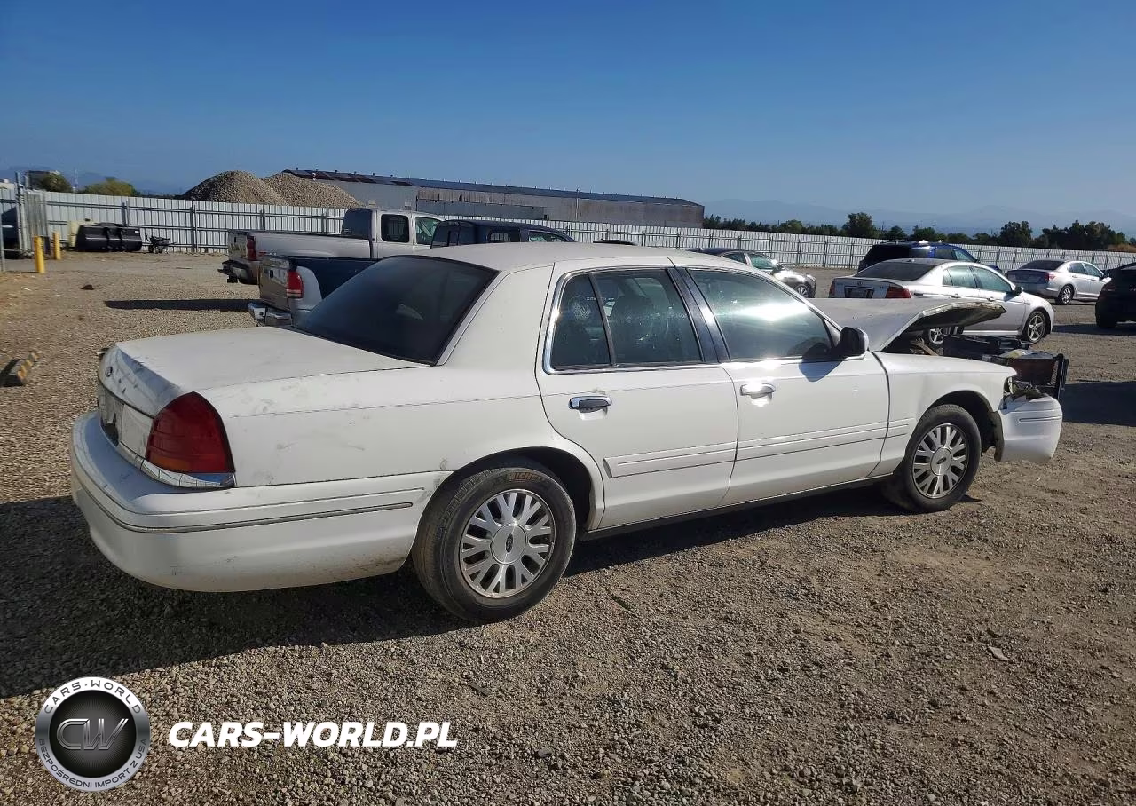2003 Ford Crown Victoria Lx VIN:2FAFP74WX3X123068 - 3