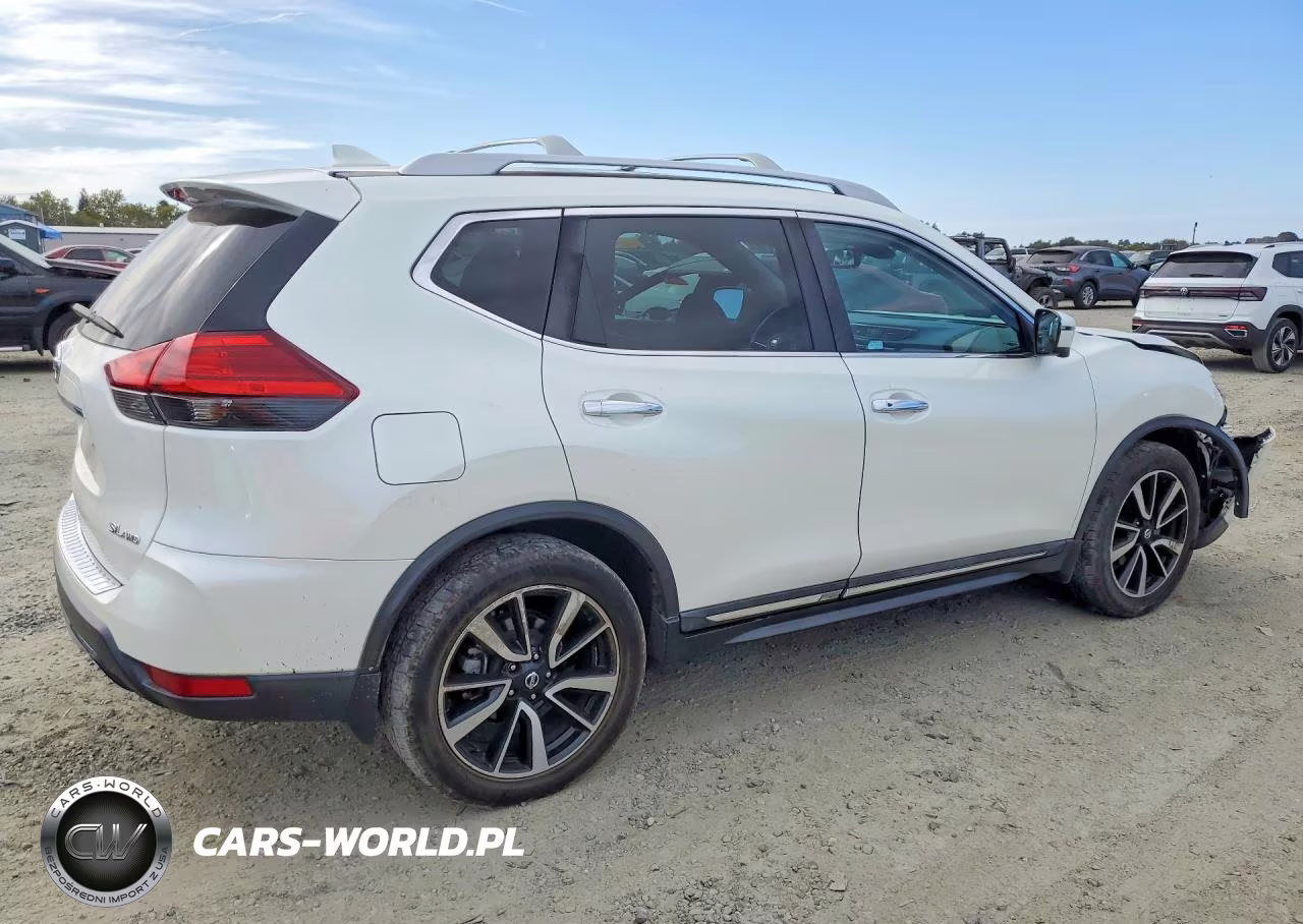 2017 Nissan Rogue S VIN:5N1AT2MV2HC733301 - 3