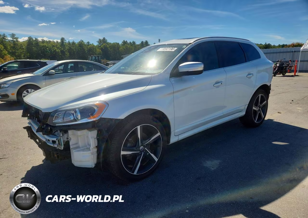 2016 Volvo Xc60 T6 R-Design Platinum VIN:YV4902RS1G2800745 - 1