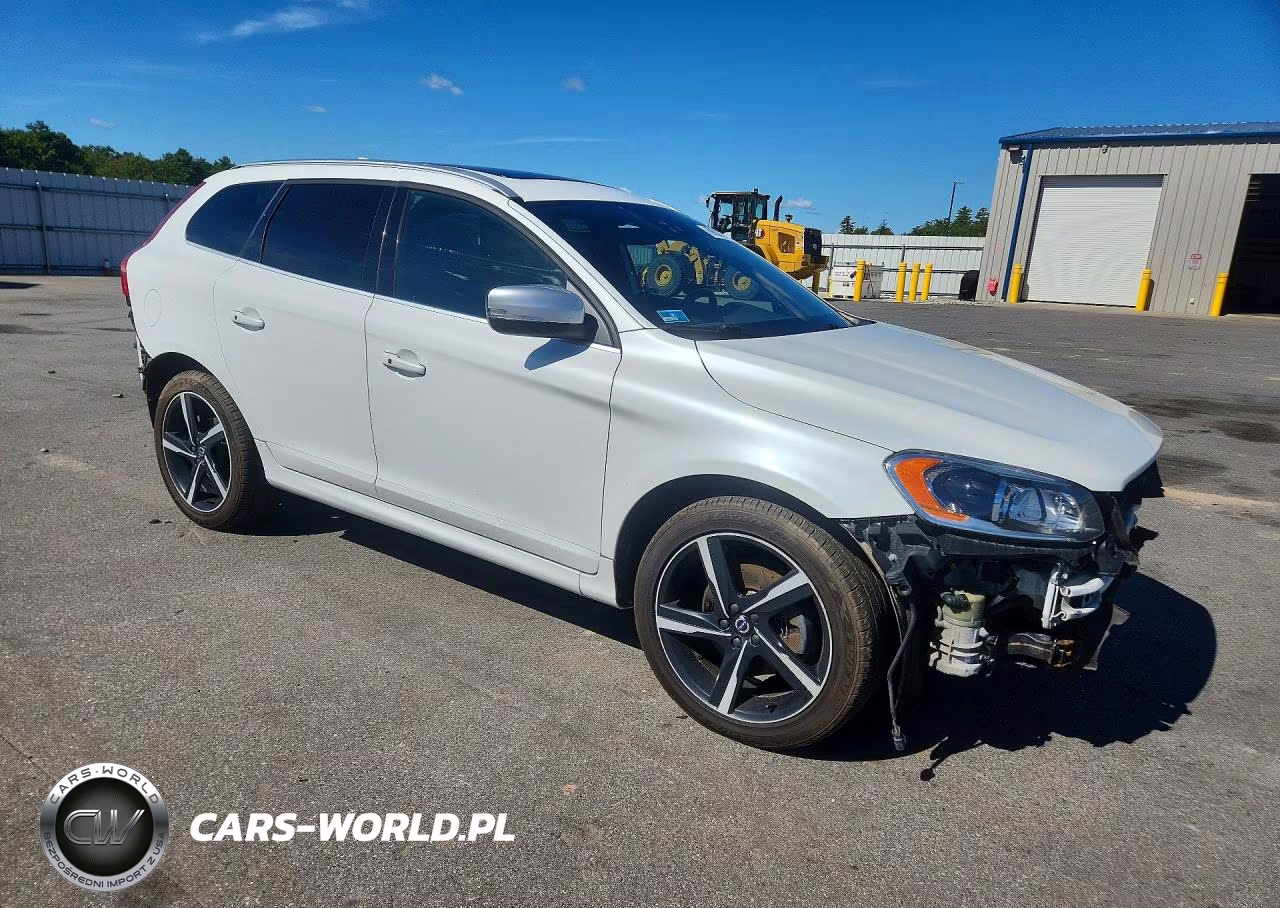 2016 Volvo Xc60 T6 R-Design Platinum VIN:YV4902RS1G2800745 - 4