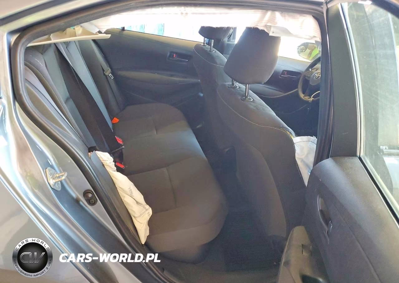 2025 Toyota Corolla Hybrid Le VIN:JTDBCMFEXS3069192 - 10