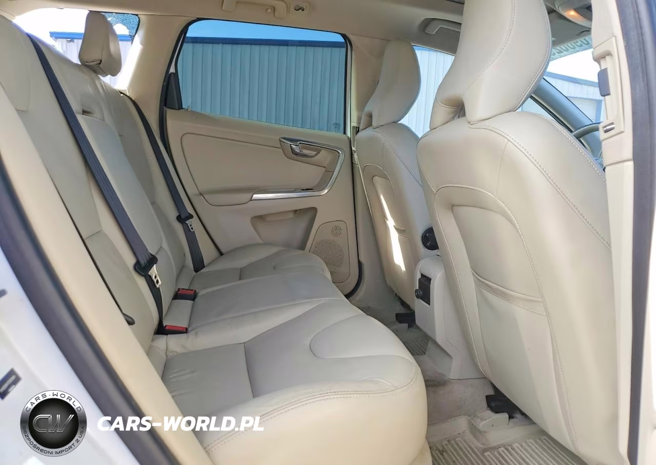 2015 Volvo Xc60 T6 Premier VIN:YV4902RK1F2635889 - 10