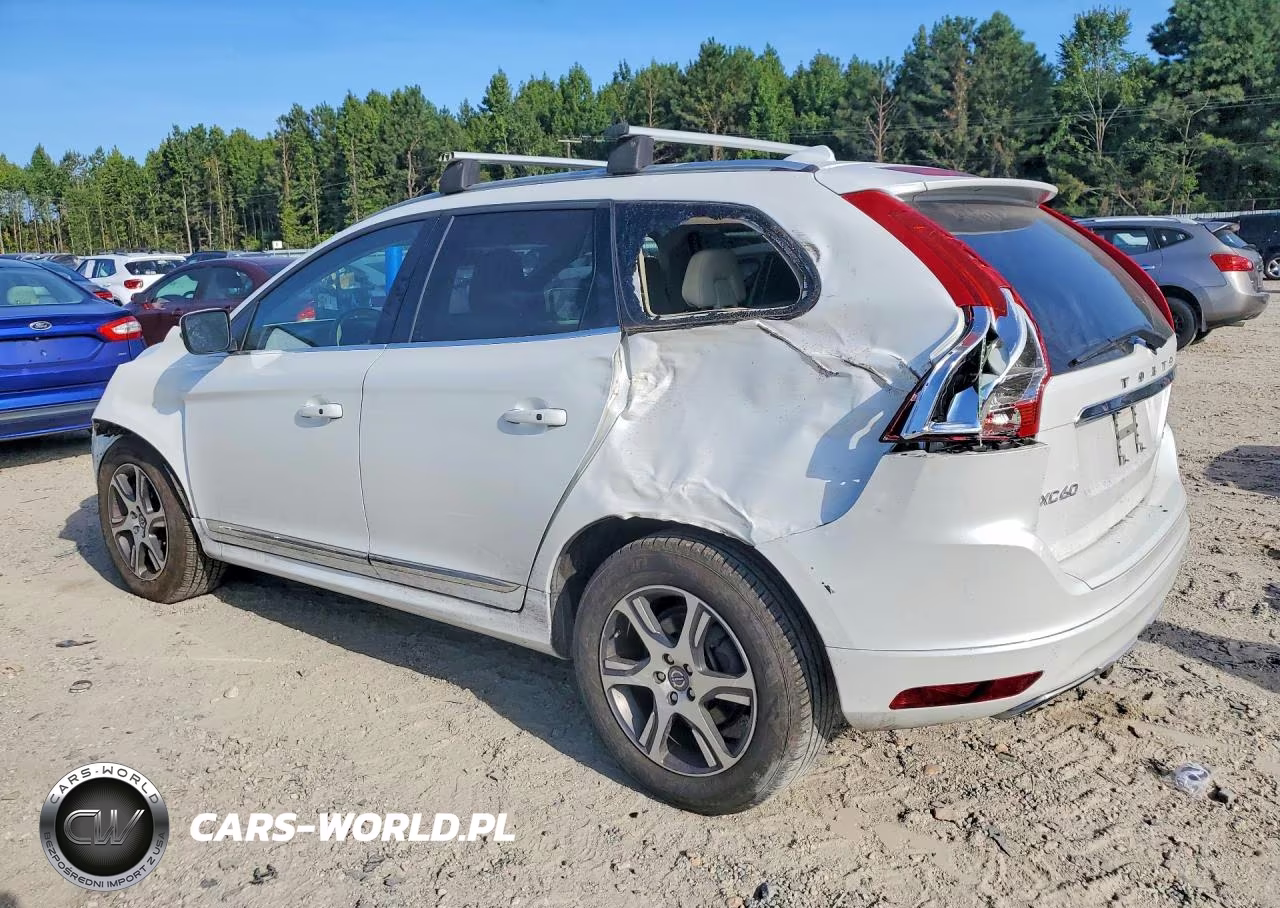 2015 Volvo Xc60 T6 Premier VIN:YV4902RK1F2635889 - 2