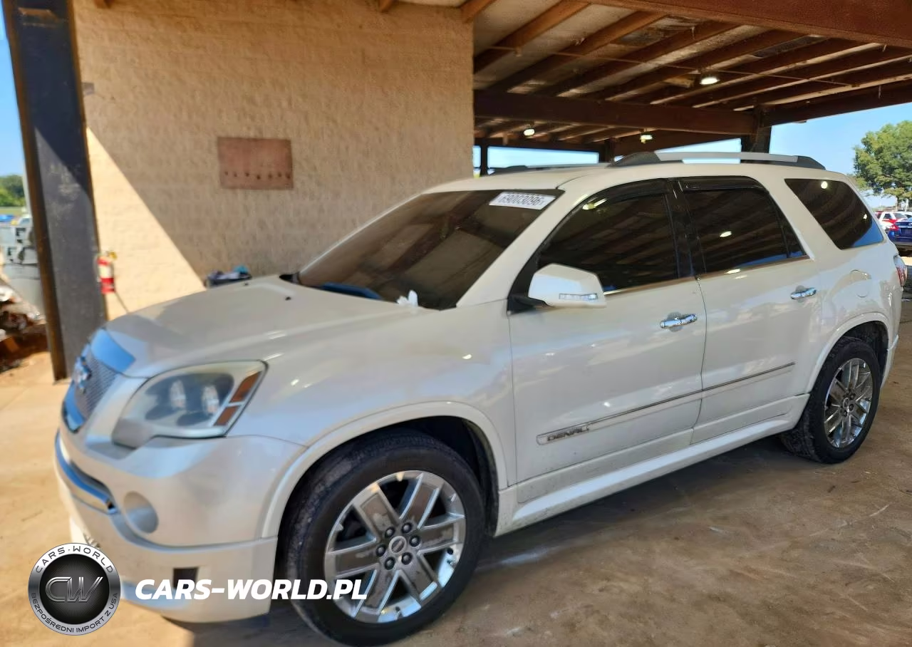 2011 GMC Acadia Denali