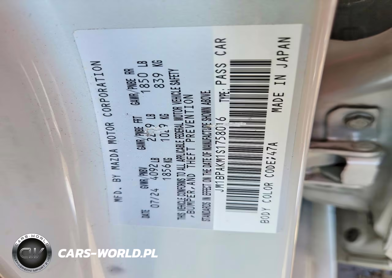 2025 Mazda 3 Select Sport VIN:JM1BPAKM1S1758016 - 12