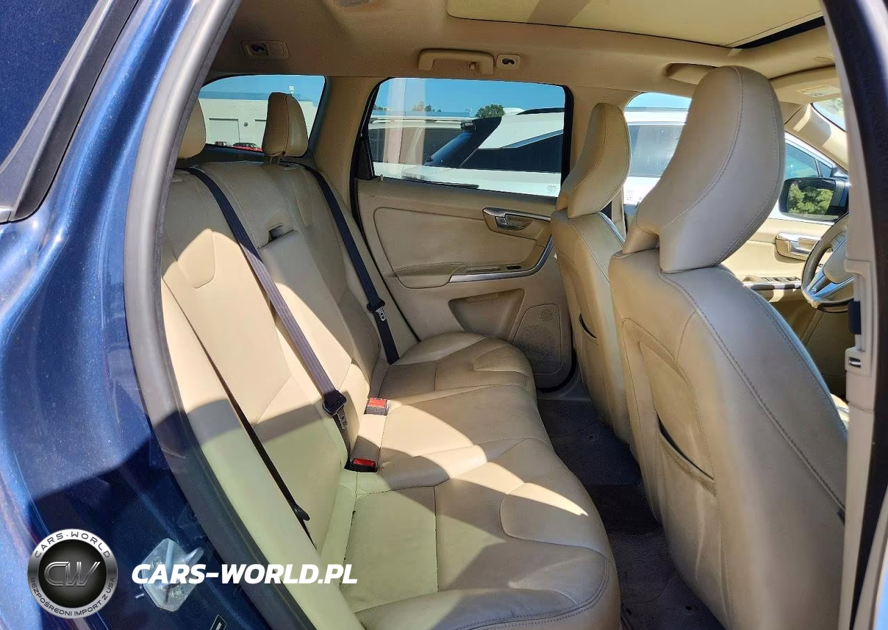 2015 Volvo Xc60 T5 Premier VIN:YV440MDK6F2670232 - 10