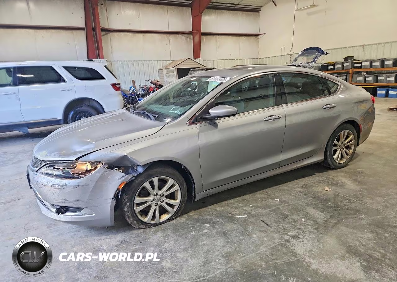 2015 Chrysler 200 Limited – zdjęcie 1 z 12