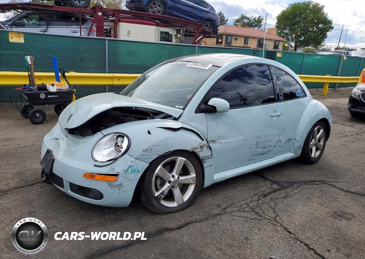 2010 Volkswagen New Beetle VIN:3VWRW3AG0AM035328 - 1