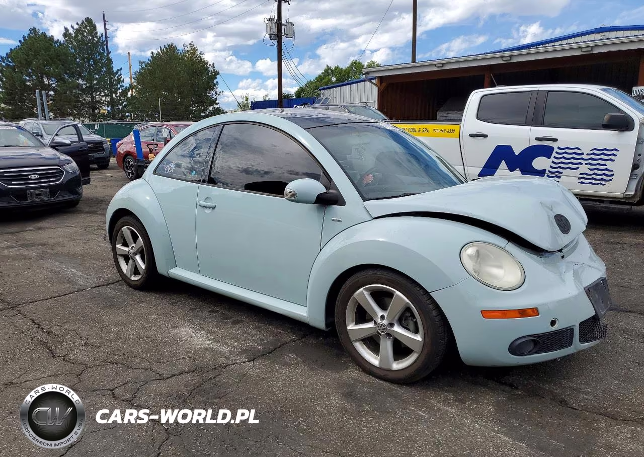 2010 Volkswagen New Beetle VIN:3VWRW3AG0AM035328 - 4