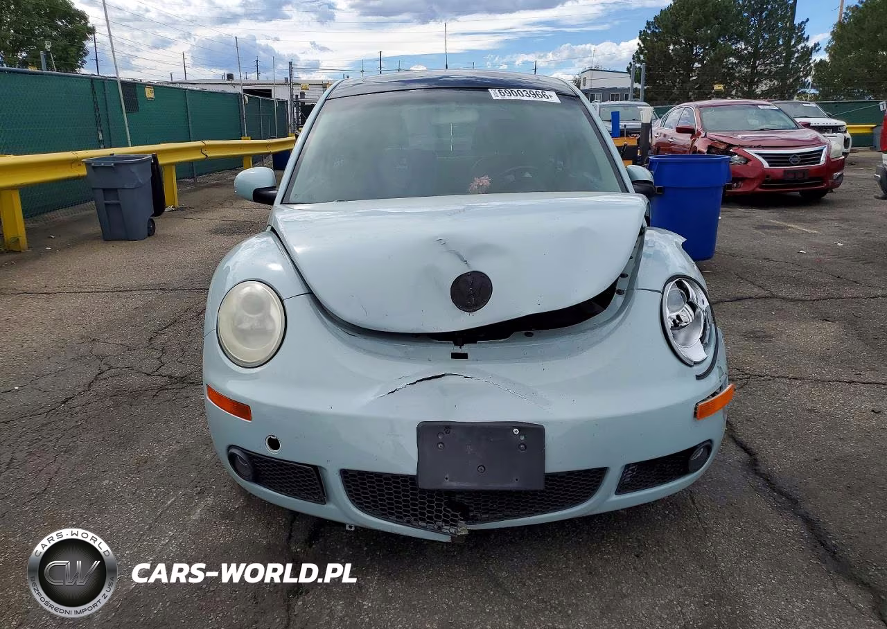 2010 Volkswagen New Beetle VIN:3VWRW3AG0AM035328 - 5