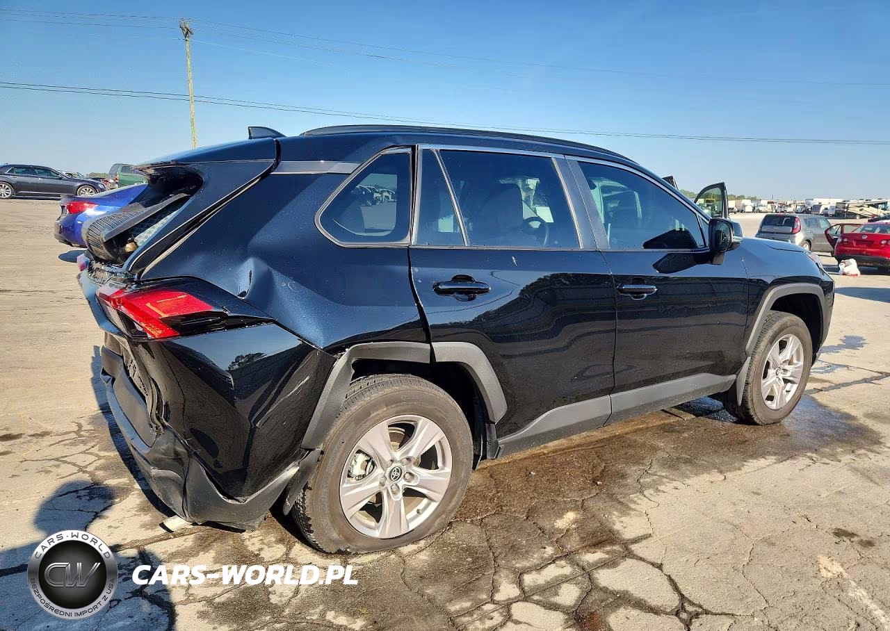 2025 Toyota Rav4 Xle VIN:2T3P1RFV6SW529437 - 3