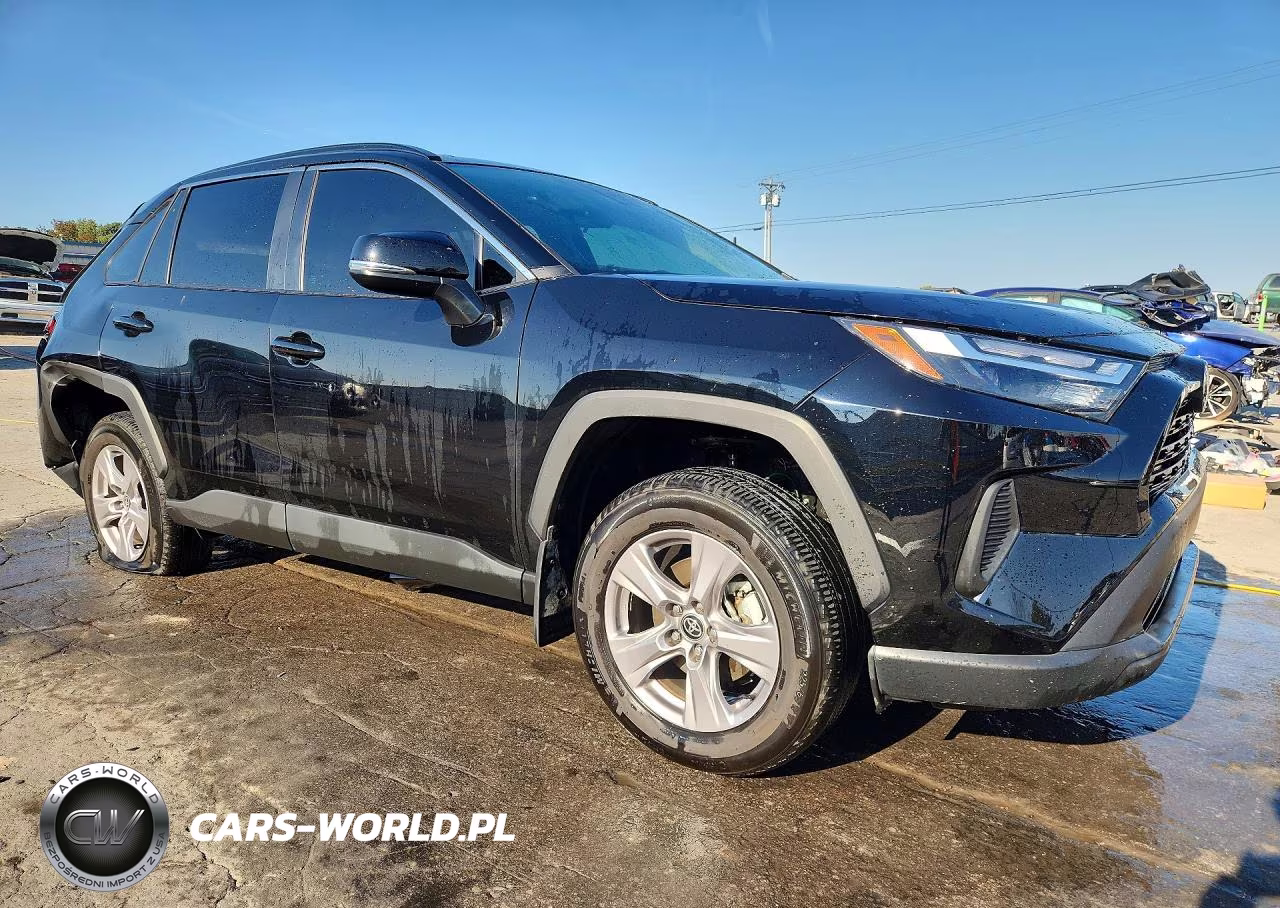 2025 Toyota Rav4 Xle VIN:2T3P1RFV6SW529437 - 4