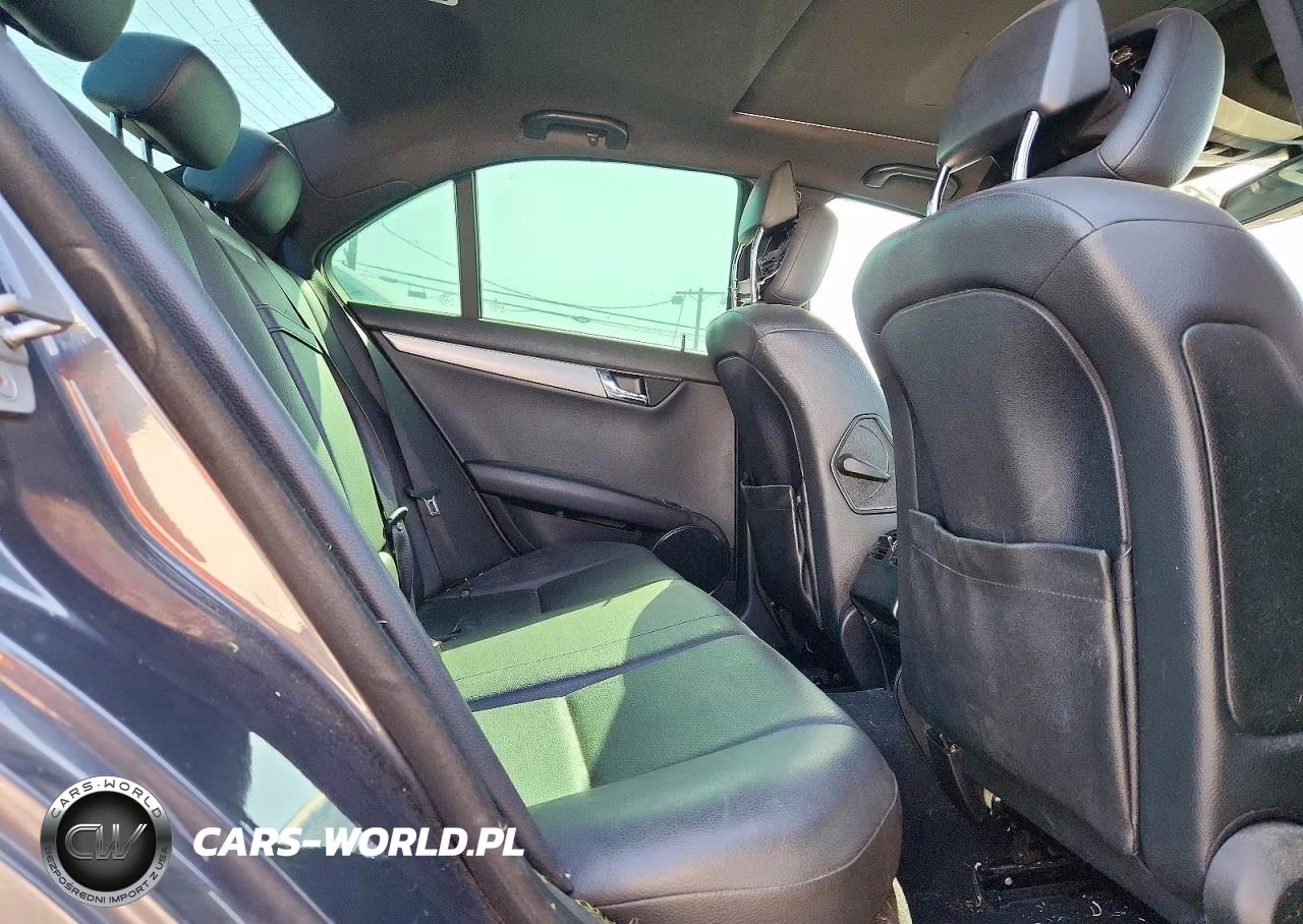 2011 Mercedes-Benz C 300 VIN:WDDGF5EB0BF628344 - 10