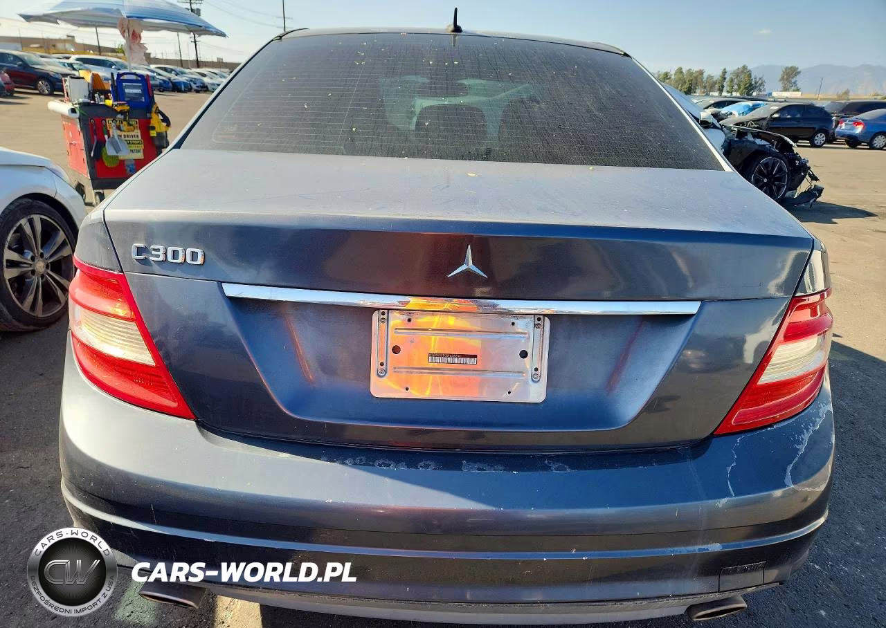 2011 Mercedes-Benz C 300 VIN:WDDGF5EB0BF628344 - 6
