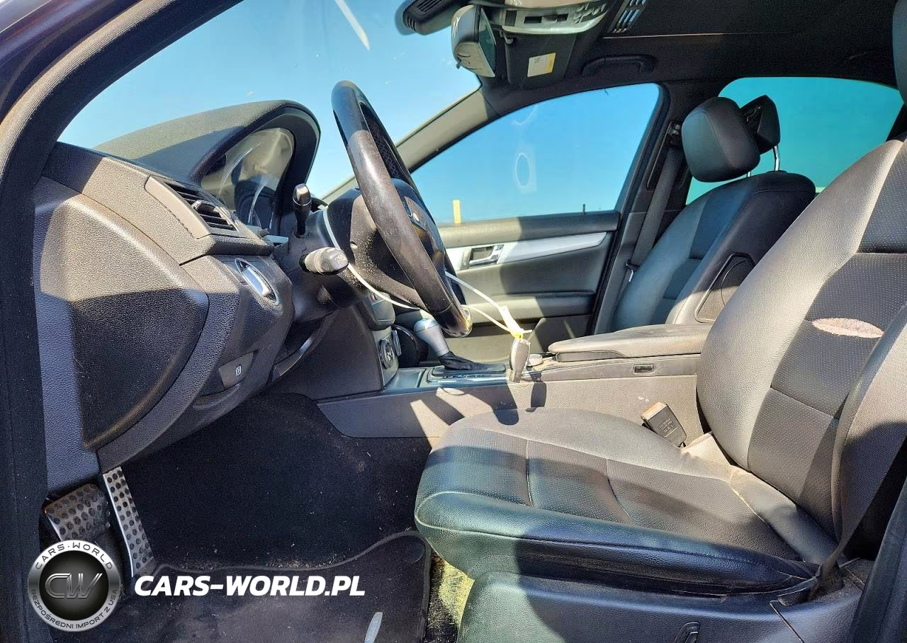 2011 Mercedes-Benz C 300 VIN:WDDGF5EB0BF628344 - 7