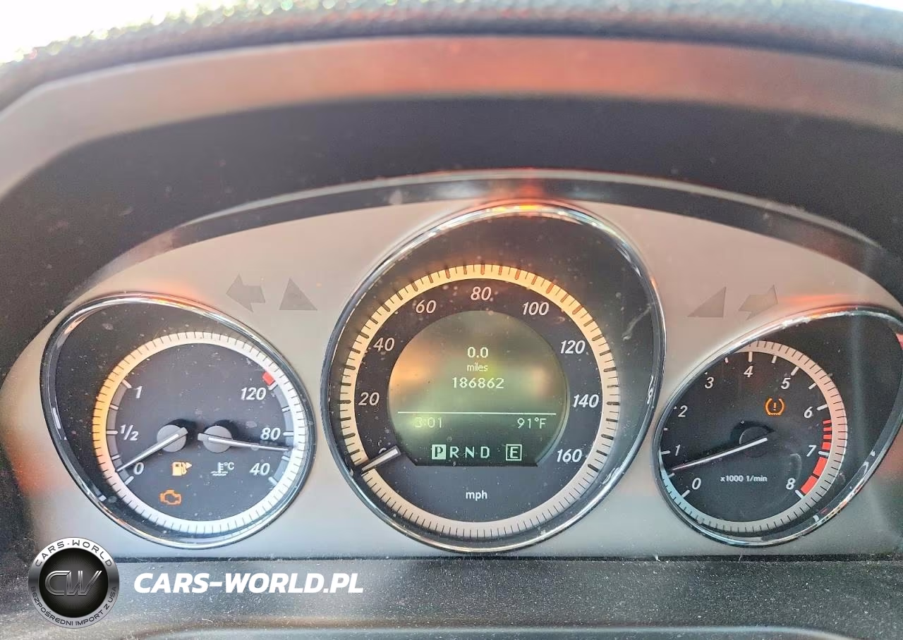 2011 Mercedes-Benz C 300 VIN:WDDGF5EB0BF628344 - 9
