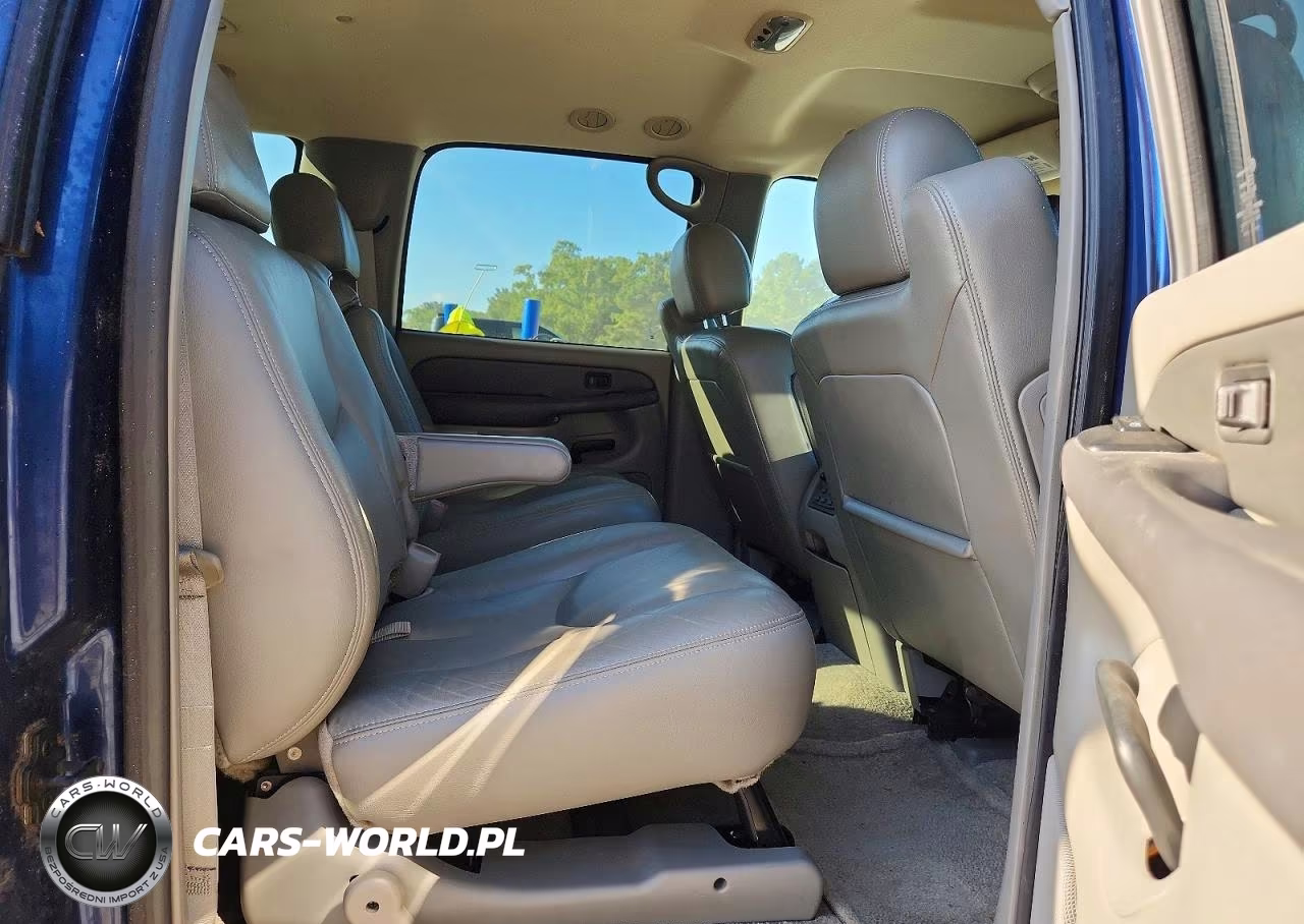 2003 Chevrolet Suburban C1500 VIN:1GNEC16ZX3J262218 - 11