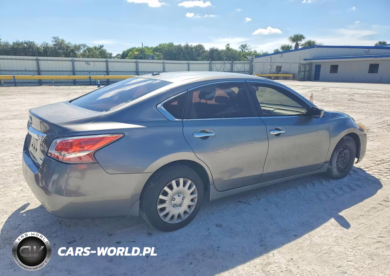 2015 Nissan Altima 2.5 S VIN:1N4AL3AP7FC178994 - 3