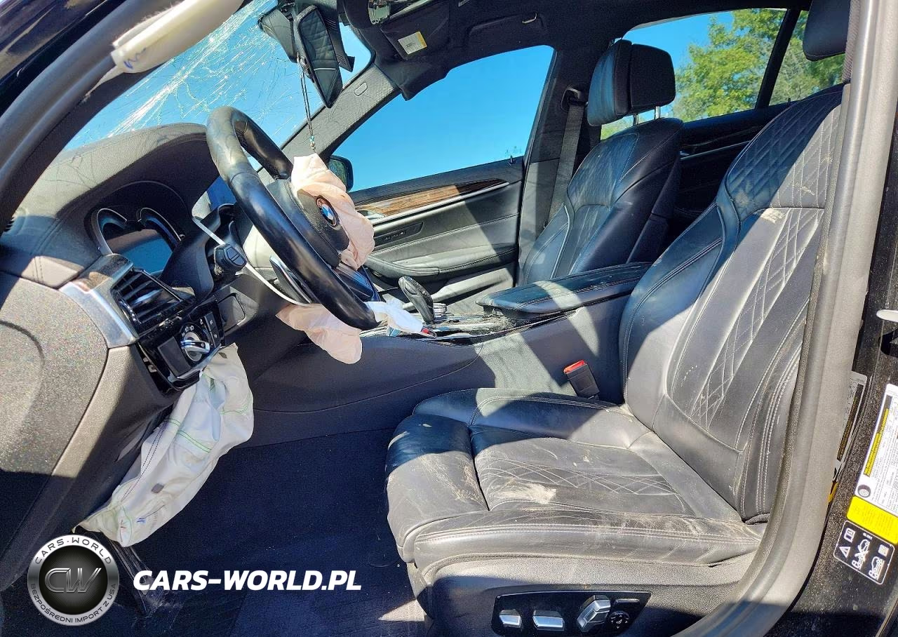 2019 BMW M550Xi VIN:WBAJB9C55KB289438 - 7