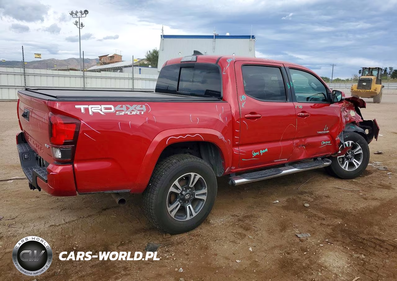 2018 Toyota Tacoma Trd Sport VIN:3TMCZ5AN8JM149474 - 3