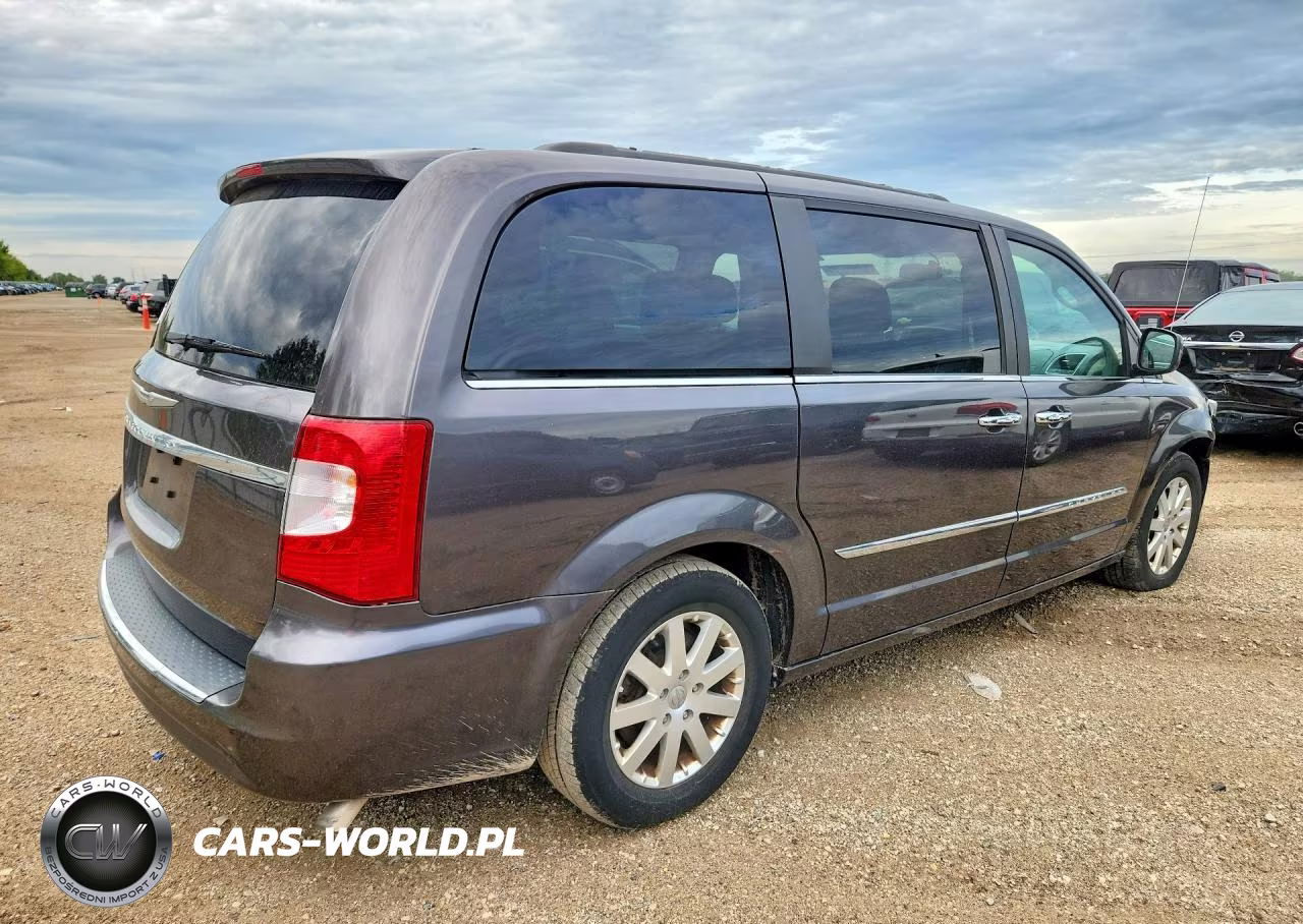 2015 Chrysler Town & Country Touring VIN:2C4RC1BG3FR597058 - 3
