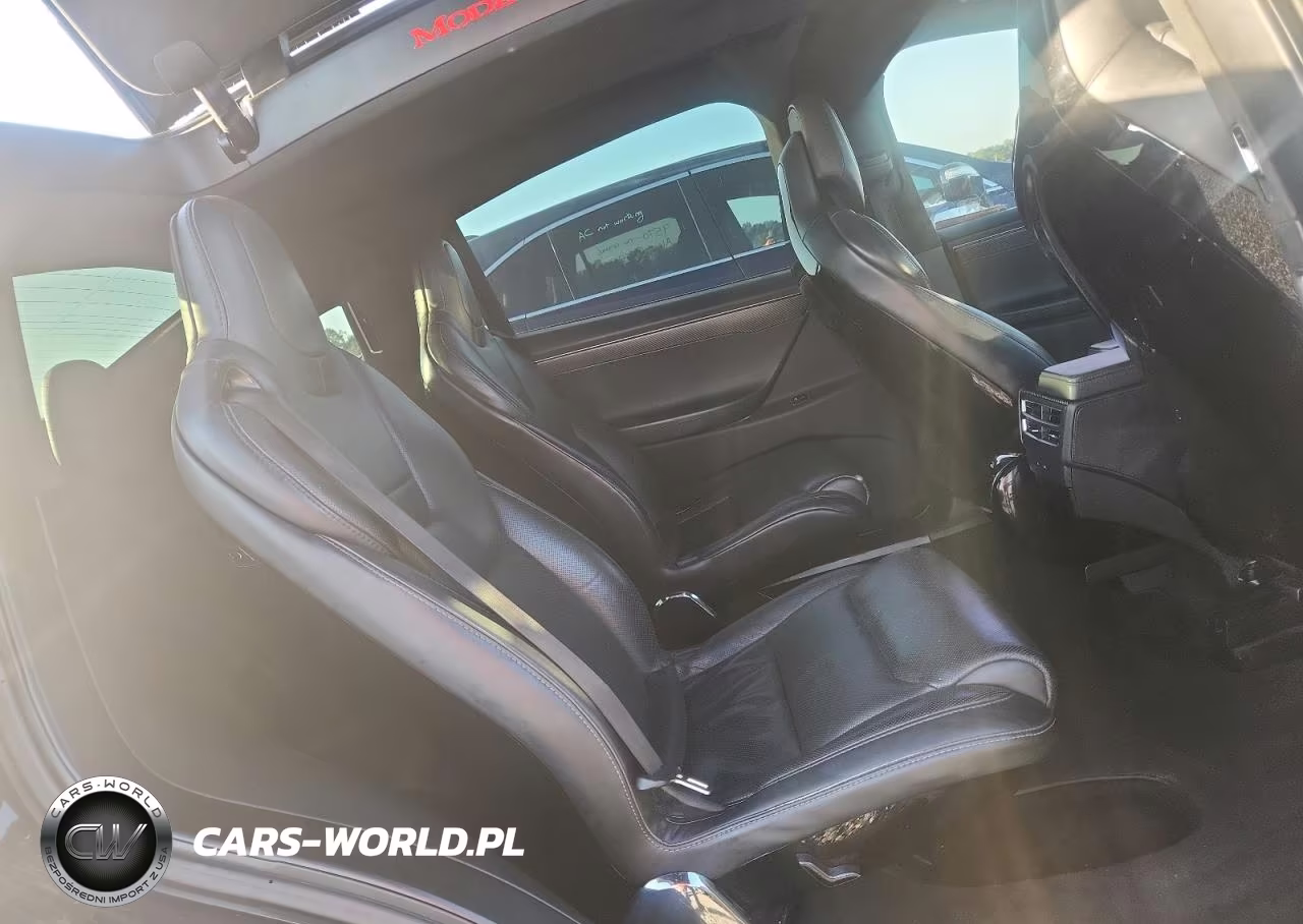 2017 Tesla Model X VIN:5YJXCBE46HF039640 - 11