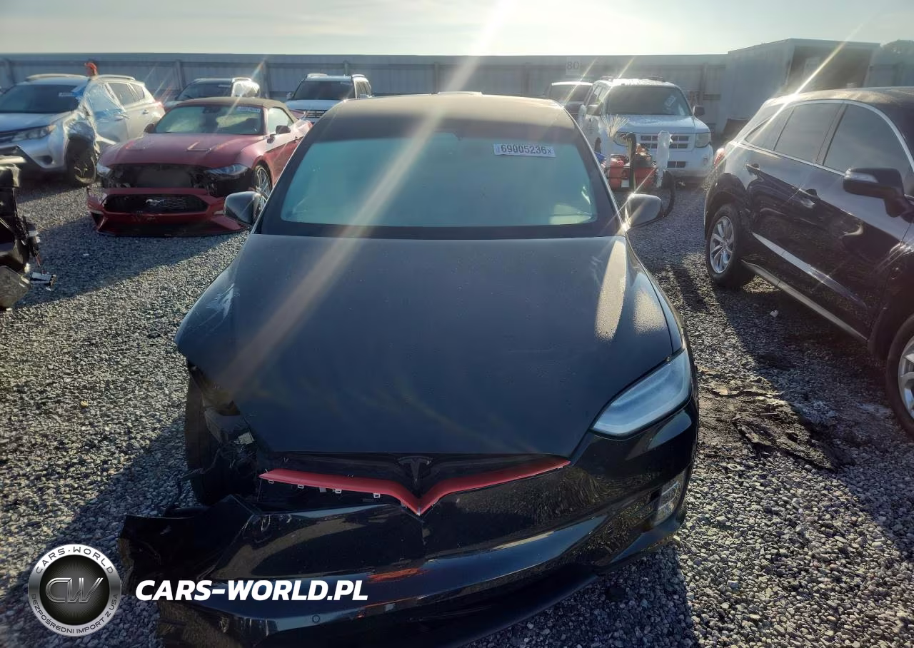 2017 Tesla Model X VIN:5YJXCBE46HF039640 - 5