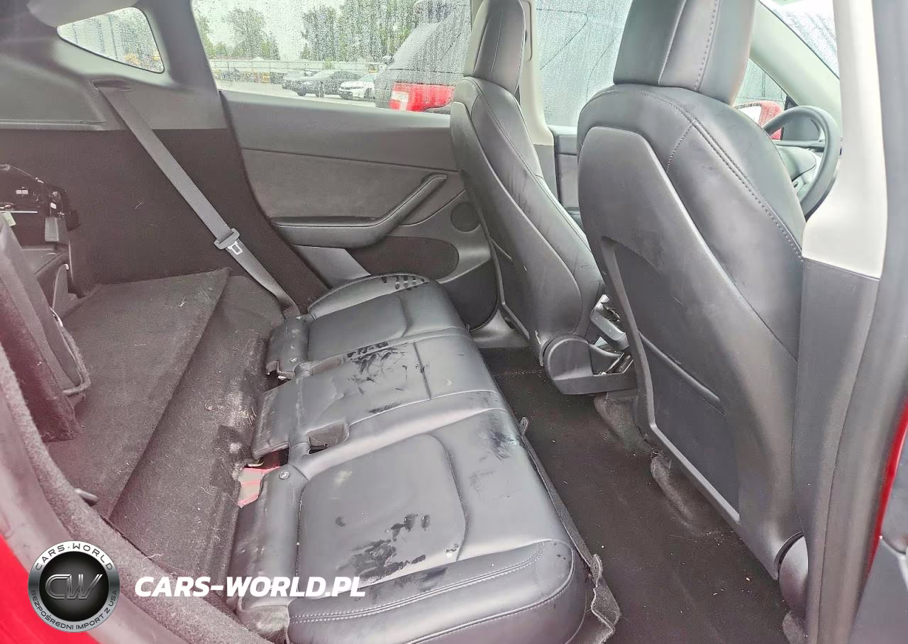 2023 Tesla Model Y VIN:7SAYGDEE2PF661294 - 10