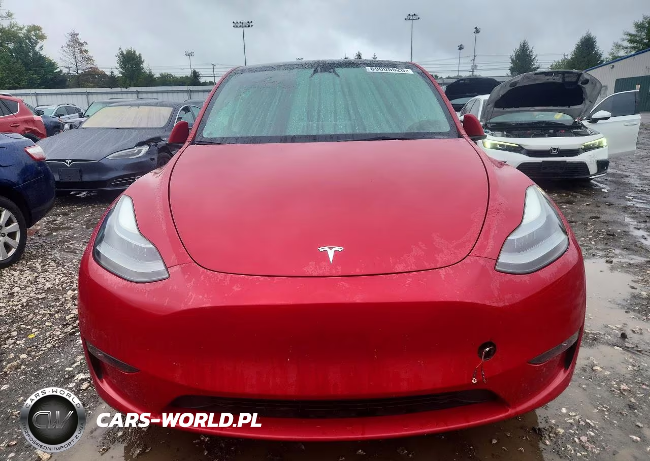 2023 Tesla Model Y VIN:7SAYGDEE2PF661294 - 5