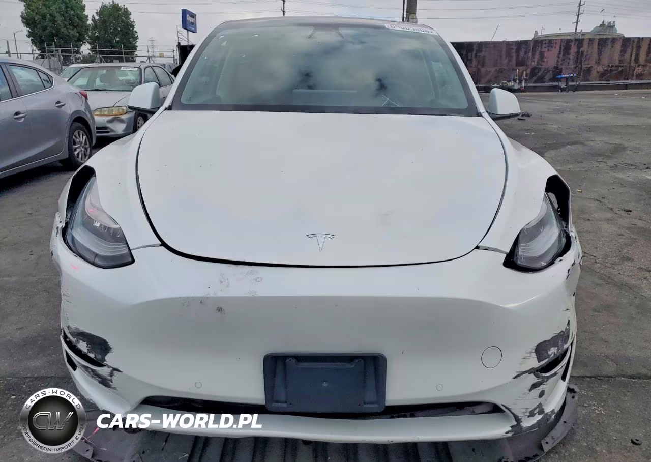 2020 Tesla Model Y VIN:5YJYGDEE0LF026243 - 5