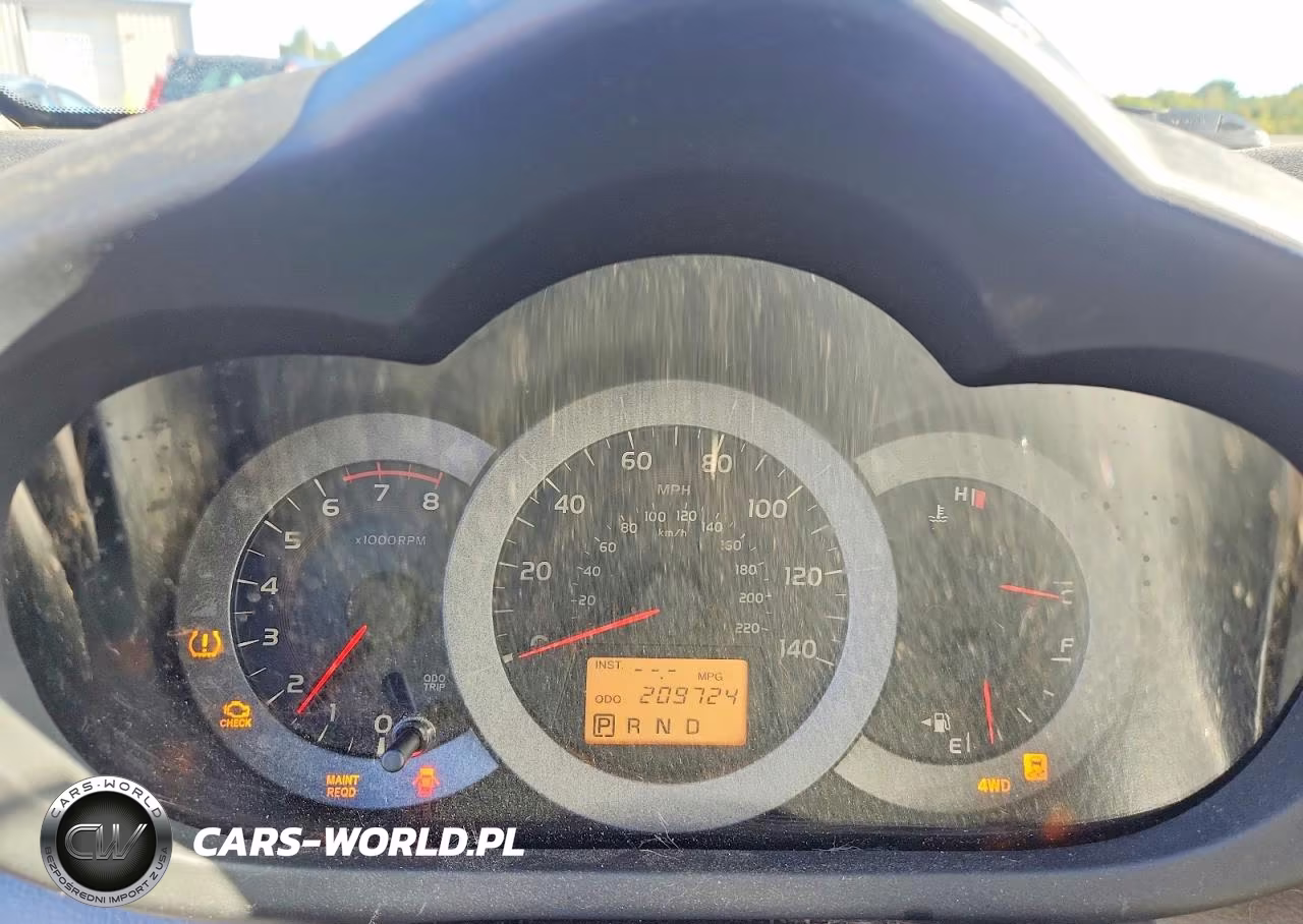 2010 Toyota Rav4 Base VIN:JTMBF4DV8A5020585 - 9