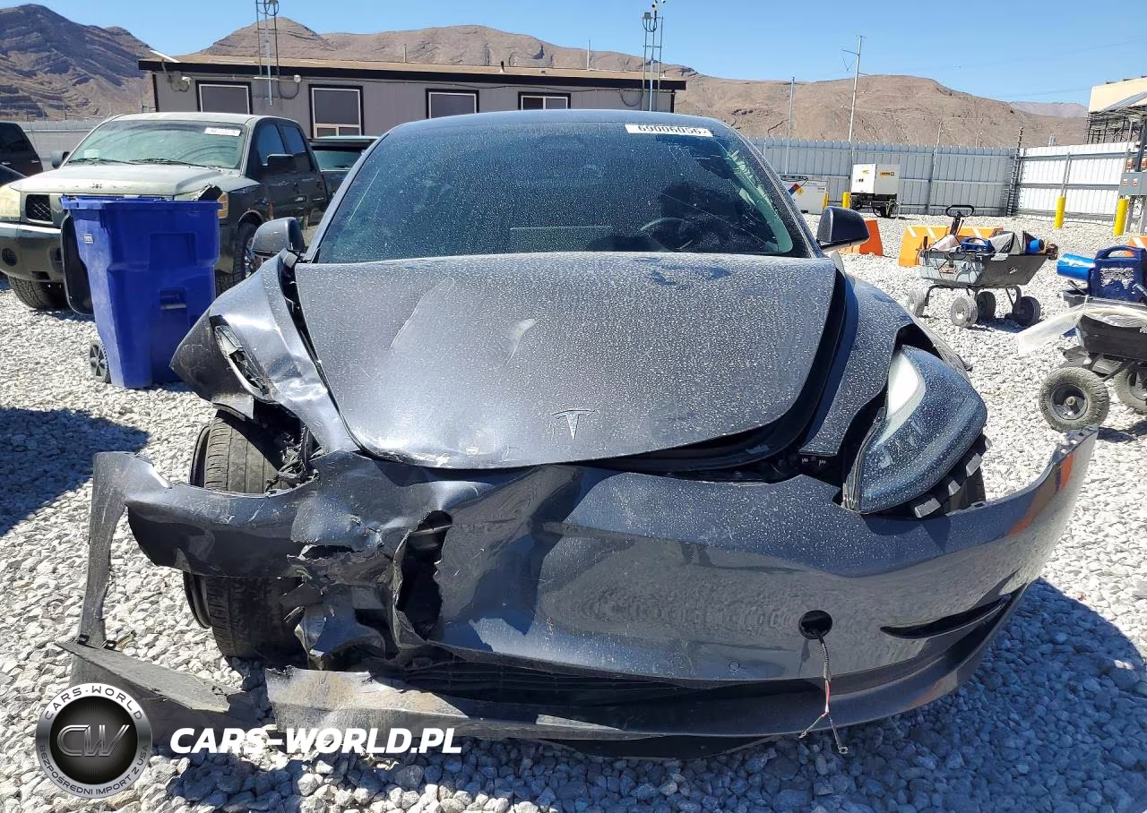 2022 Tesla Model 3 VIN:5YJ3E1EB6NF196503 - 5