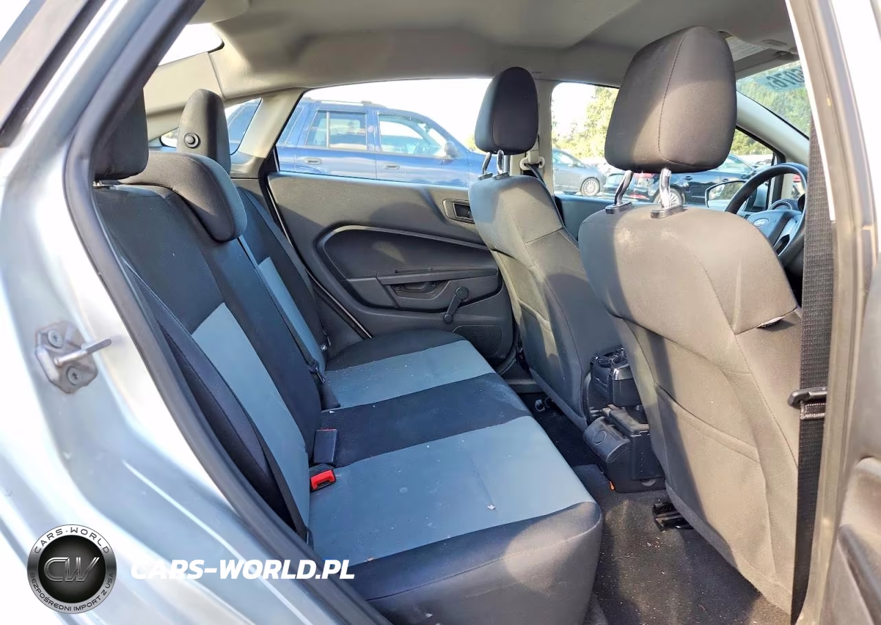 2016 Ford Fiesta S VIN:3FADP4AJ7GM173829 - 10