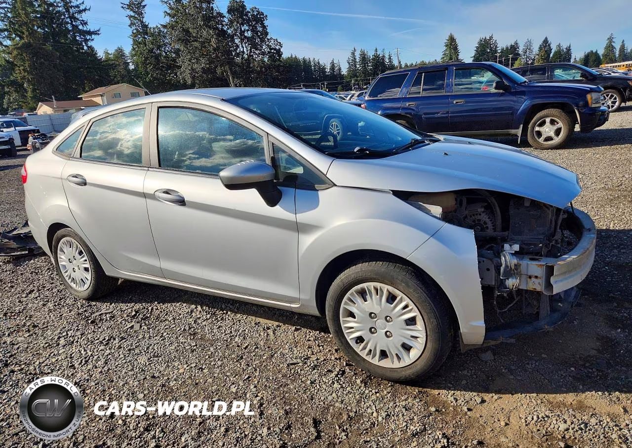 2016 Ford Fiesta S VIN:3FADP4AJ7GM173829 - 4
