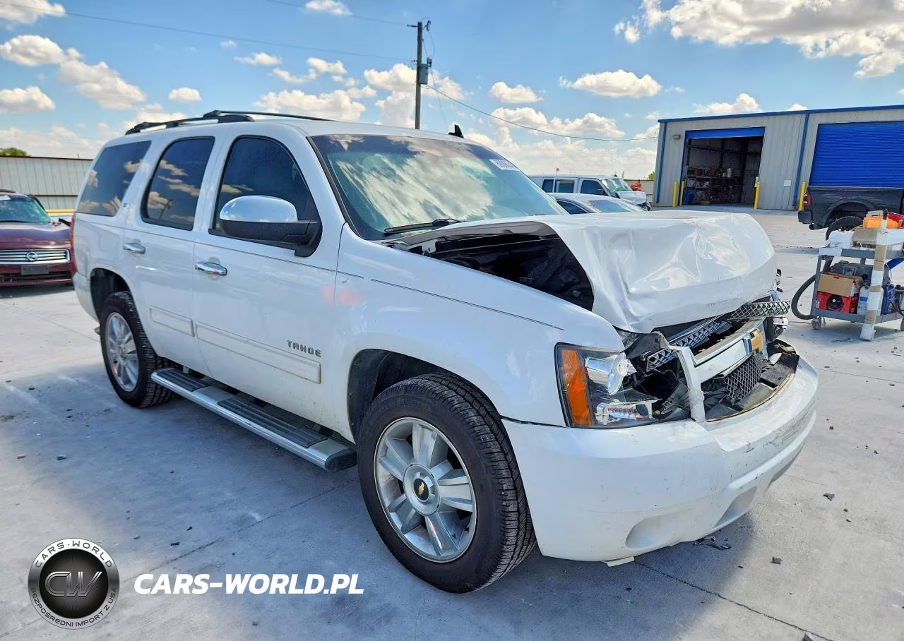 2013 Chevrolet Tahoe C1500 Lt VIN:1GNSCBE09DR269806 - 4