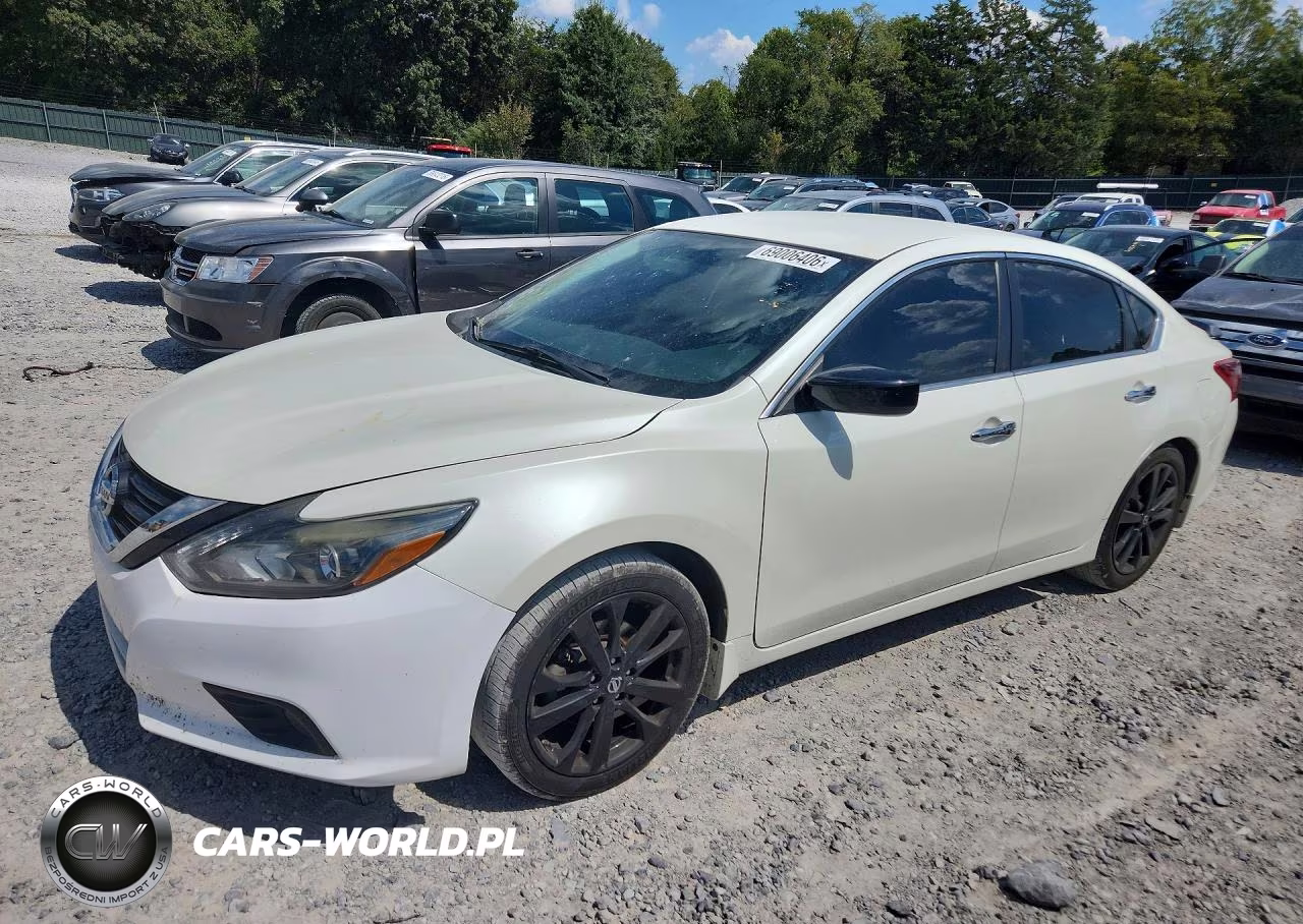2017 Nissan Altima 2.5 Sr VIN:1N4AL3APXHC246661 - 1