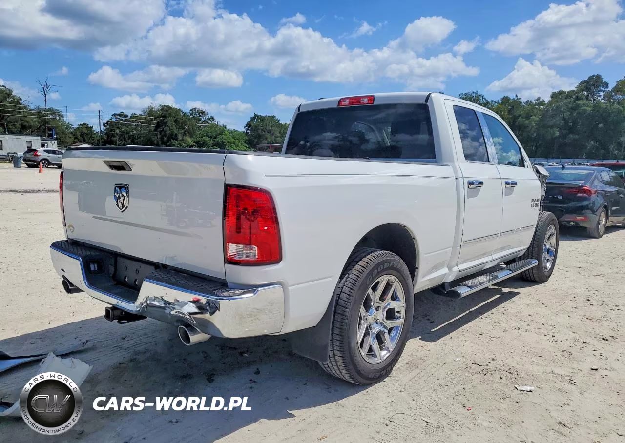 2023 Ram 1500 Classic Tradesman VIN:1C6RR6FT0PS554551 - 3